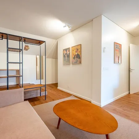 Guestready - Elias Garcia * Lisboa