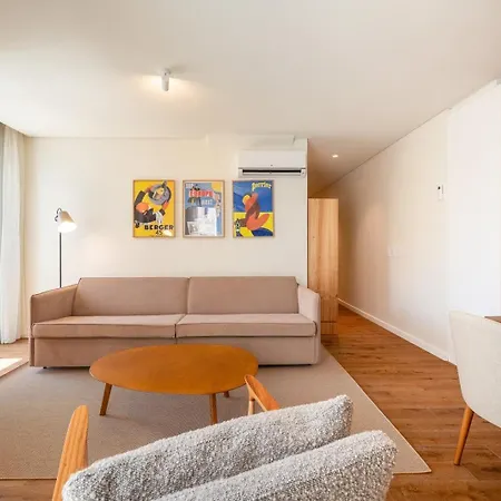 Guestready - Elias Garcia * Lisboa